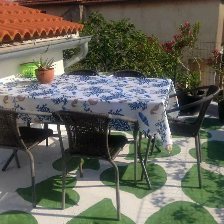 Apartment Apartman Enna Sisan