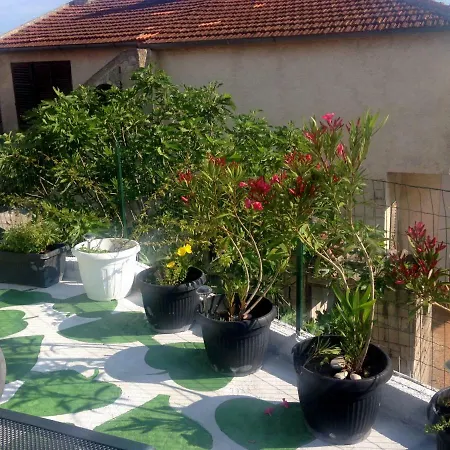 Apartment Apartman Enna